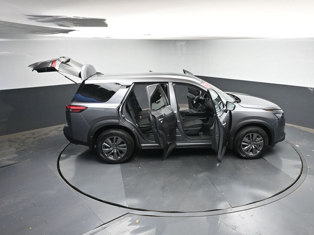 2024 Nissan Pathfinder S