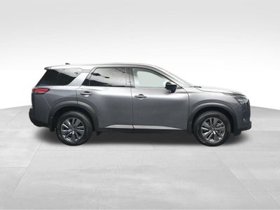 2024 Nissan Pathfinder S