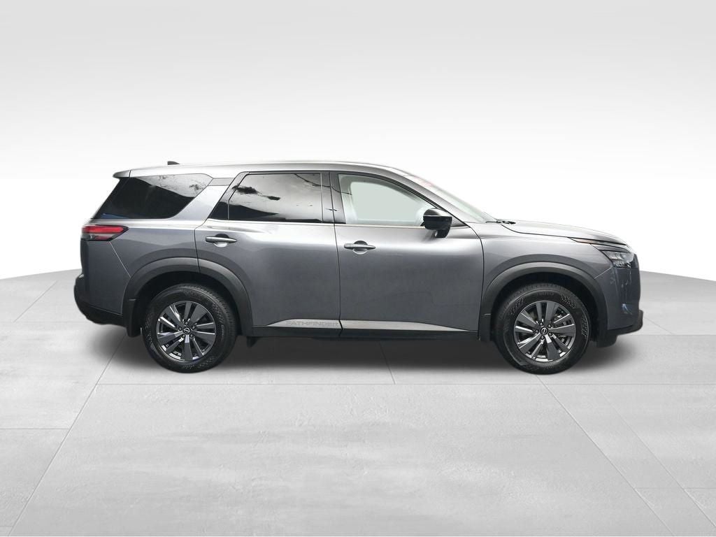 2024 Nissan Pathfinder S