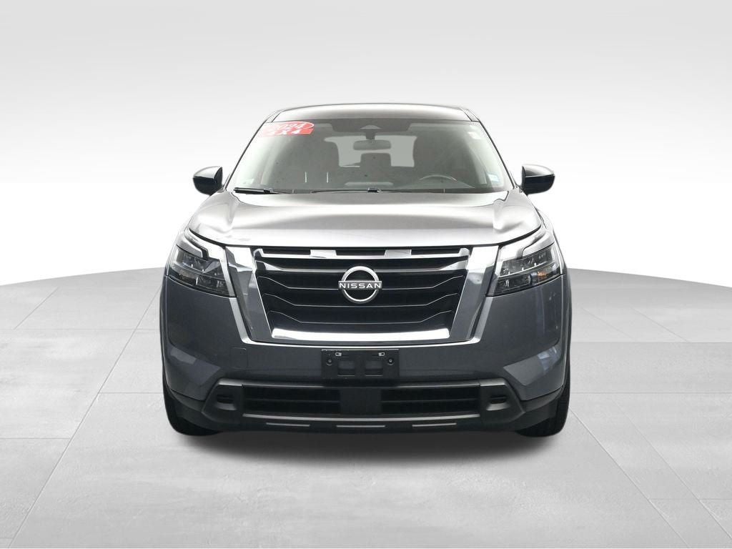 2024 Nissan Pathfinder S
