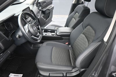 2024 Nissan Pathfinder S