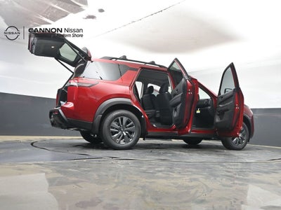 2026 Nissan Pathfinder SV