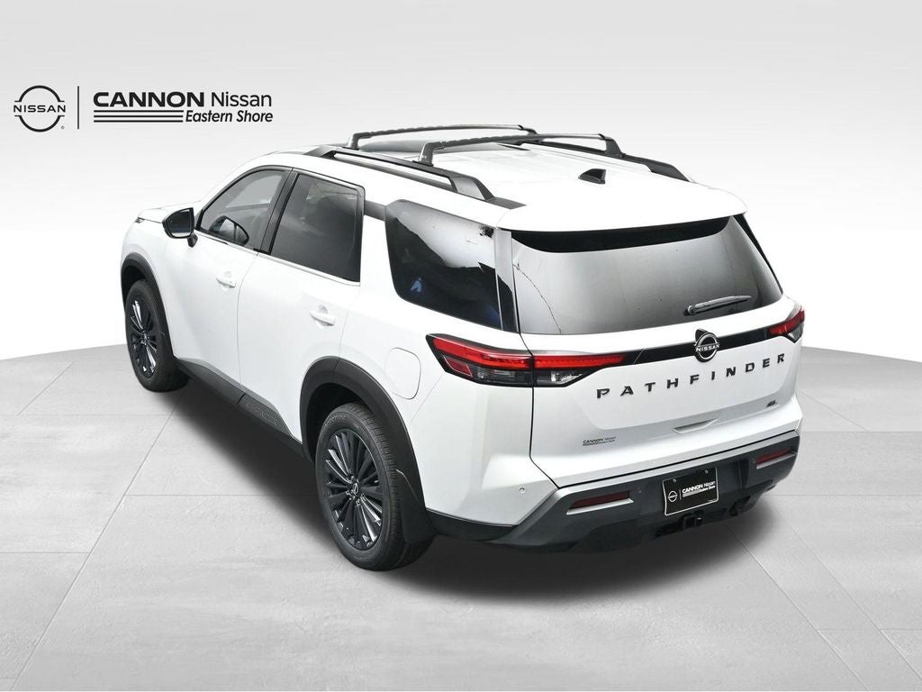 2026 Nissan Pathfinder SL