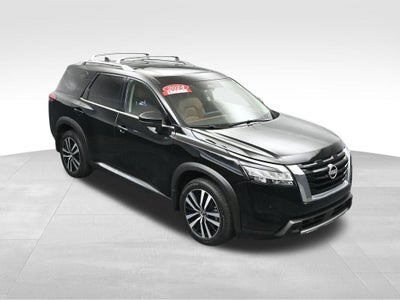 2024 Nissan Pathfinder Platinum