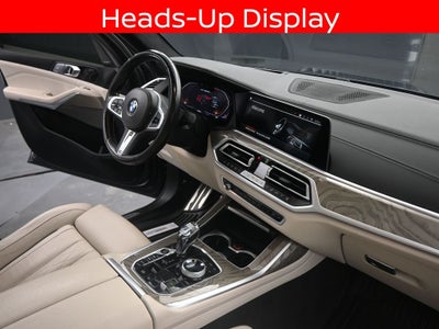 2022 BMW X7 M50i