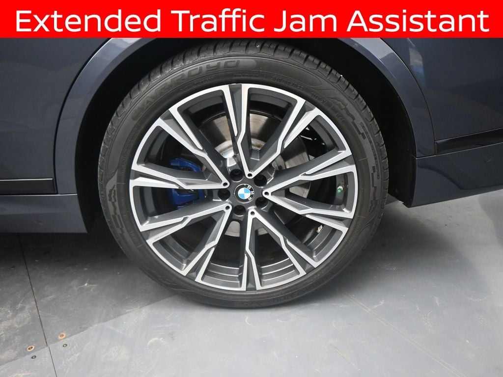 2022 BMW X7 M50i