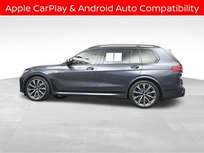 2022 BMW X7 M50i