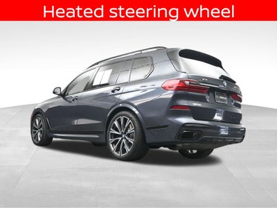 2022 BMW X7 M50i