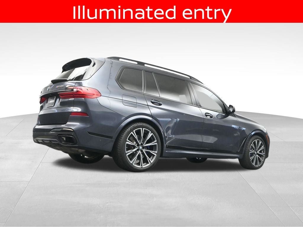2022 BMW X7 M50i