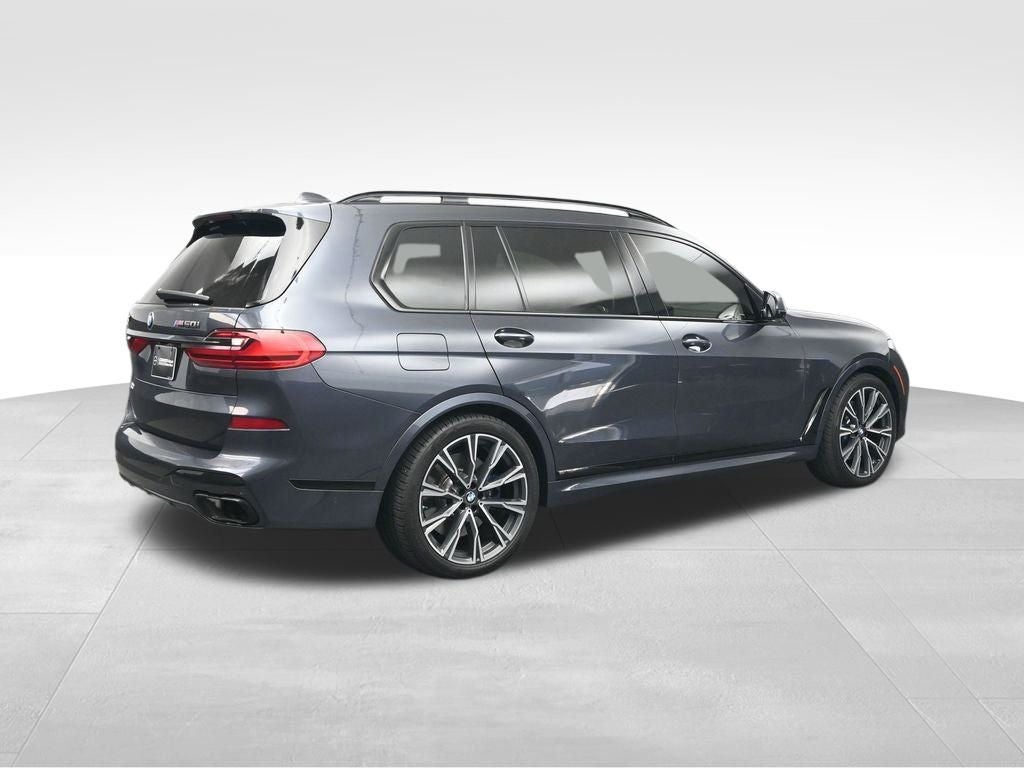 2022 BMW X7 M50i