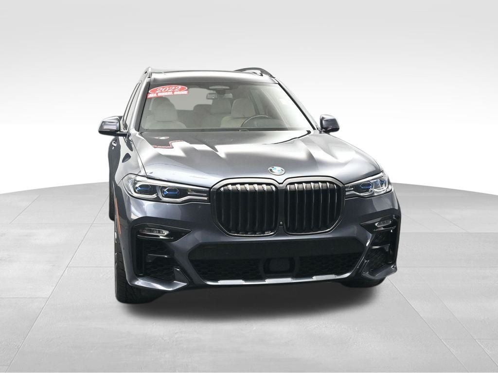 2022 BMW X7 M50i