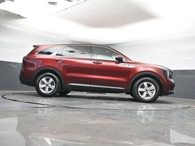 2025 Kia Sorento LX
