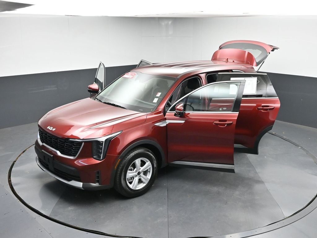 2025 Kia Sorento LX