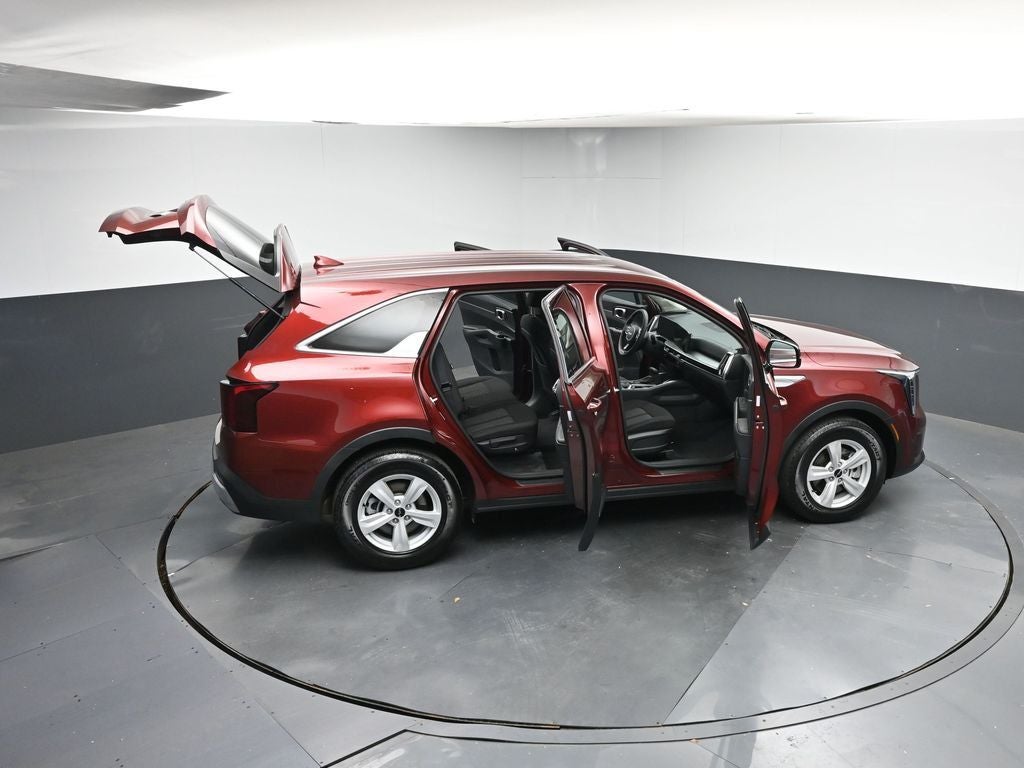 2025 Kia Sorento LX