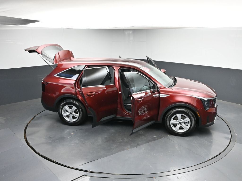 2025 Kia Sorento LX