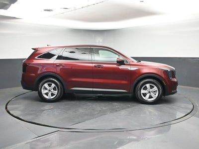 2025 Kia Sorento LX