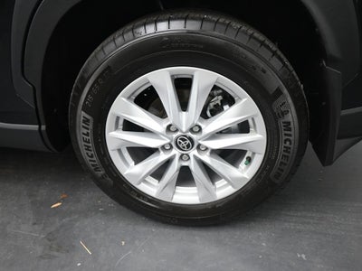 2025 Toyota Corolla Cross LE