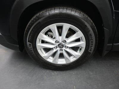 2025 Toyota Corolla Cross LE