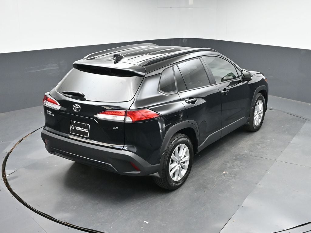 2025 Toyota Corolla Cross LE