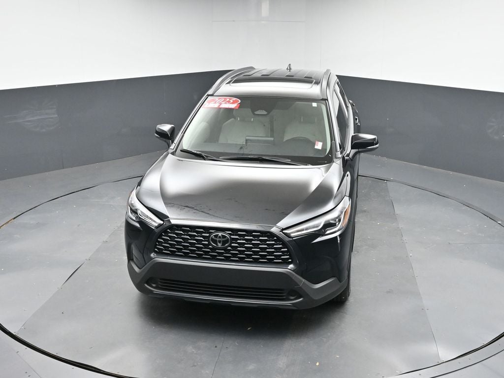2025 Toyota Corolla Cross LE