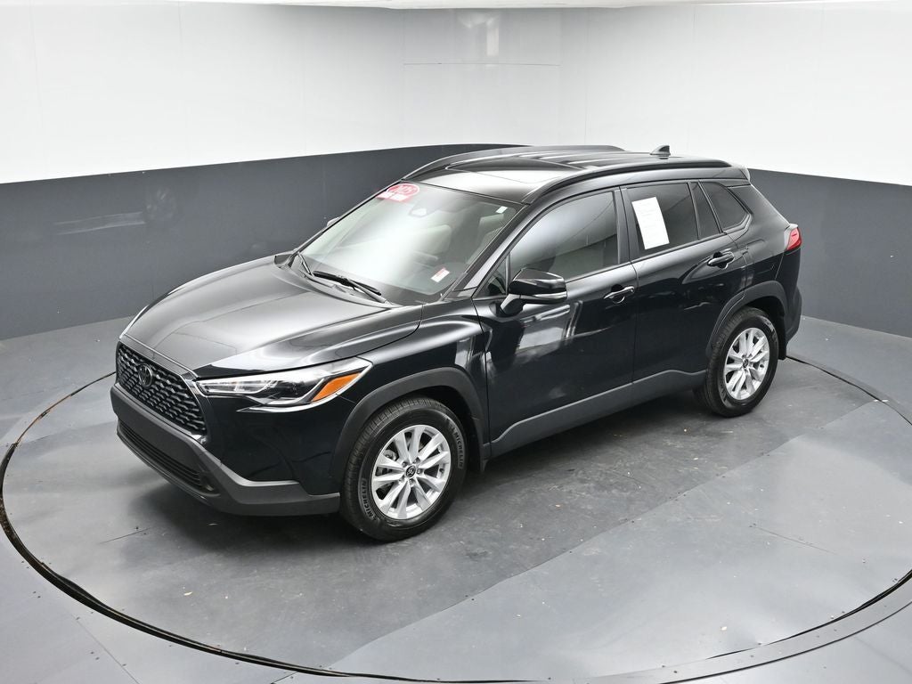 2025 Toyota Corolla Cross LE