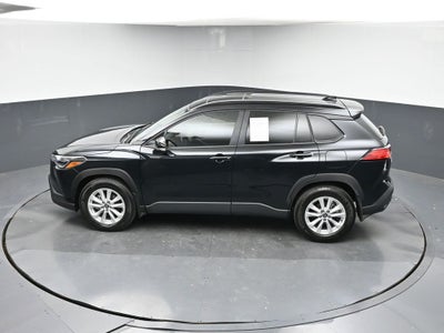 2025 Toyota Corolla Cross LE