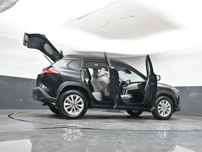 2025 Toyota Corolla Cross LE
