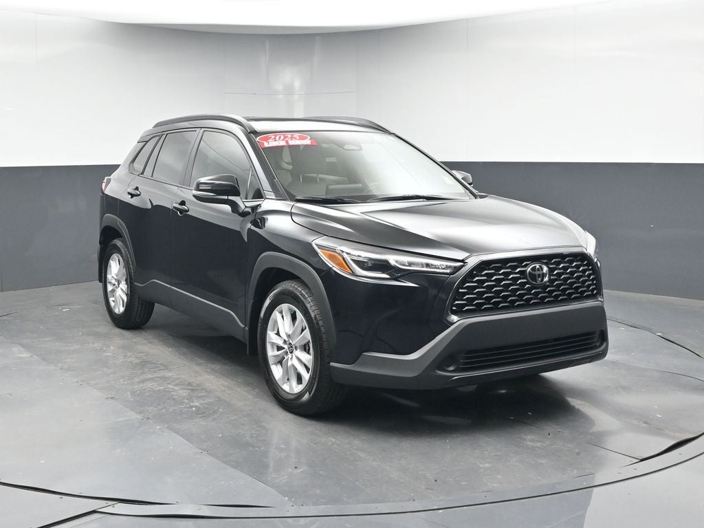 2025 Toyota Corolla Cross LE