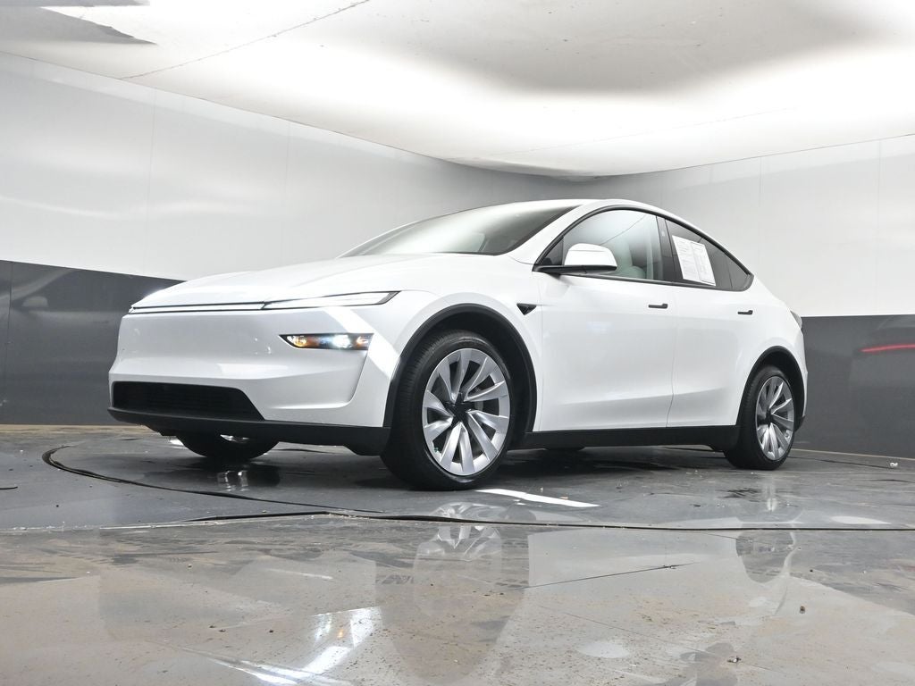 2026 Tesla Model Y Premium