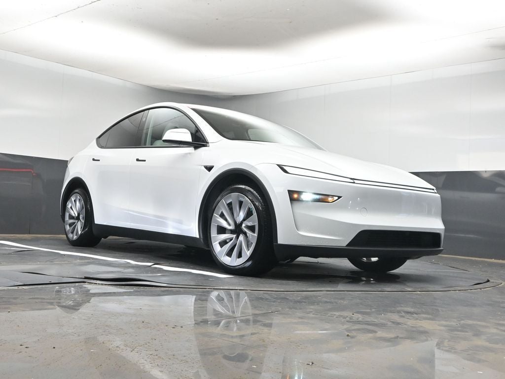 2026 Tesla Model Y Premium