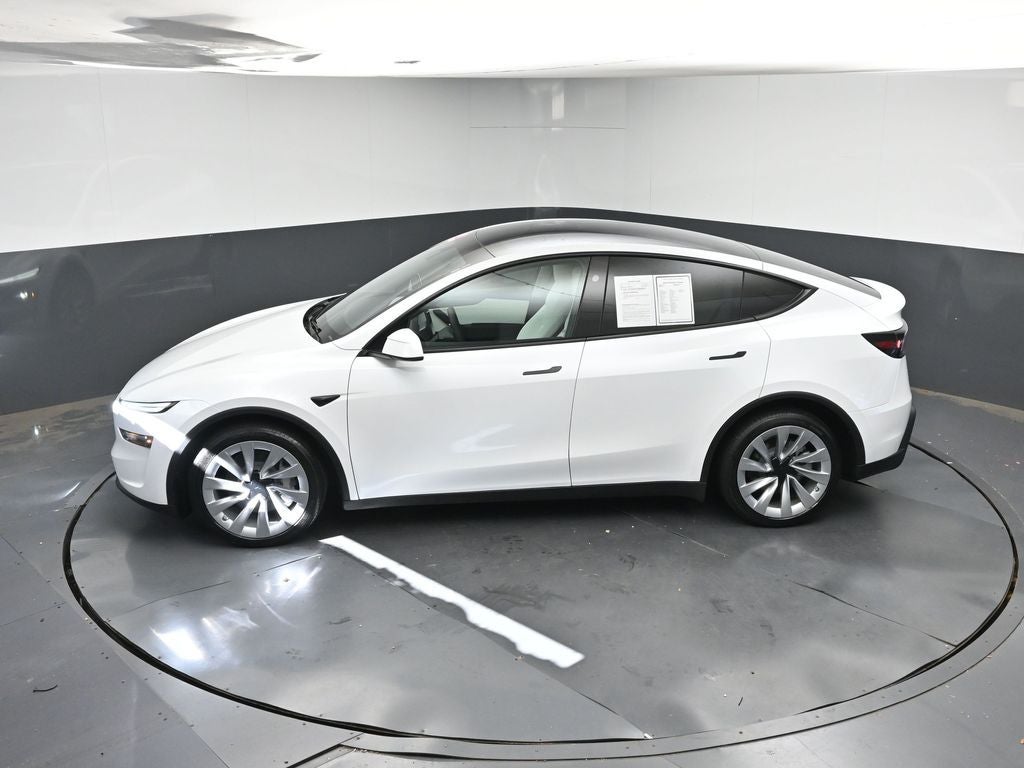 2026 Tesla Model Y Premium