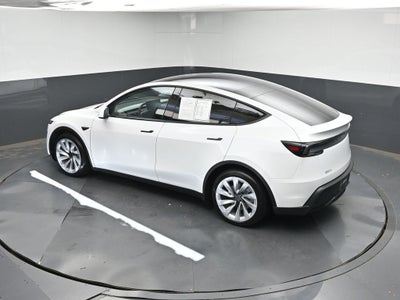 2026 Tesla Model Y Premium