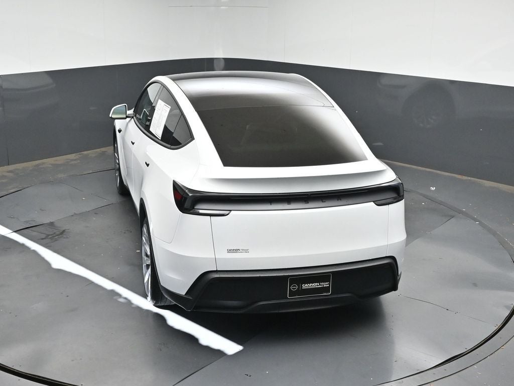 2026 Tesla Model Y Premium