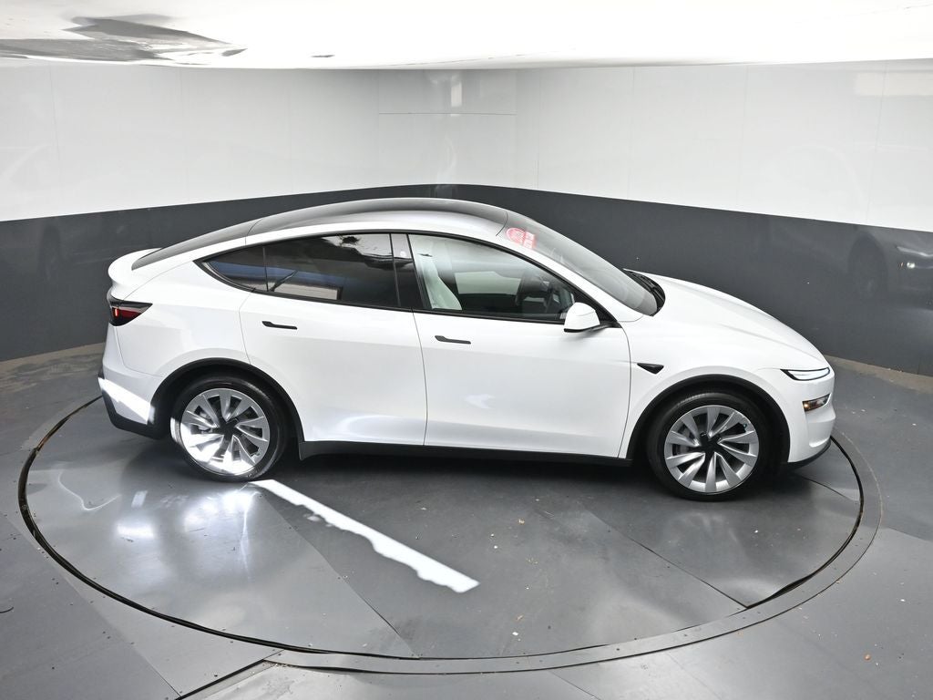 2026 Tesla Model Y Premium