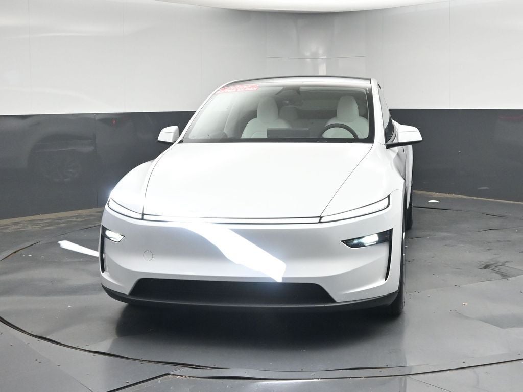 2026 Tesla Model Y Premium