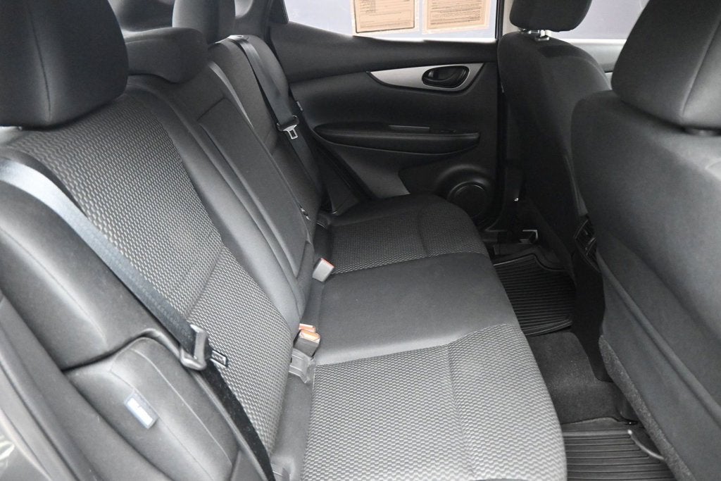 2022 Nissan Rogue Sport S