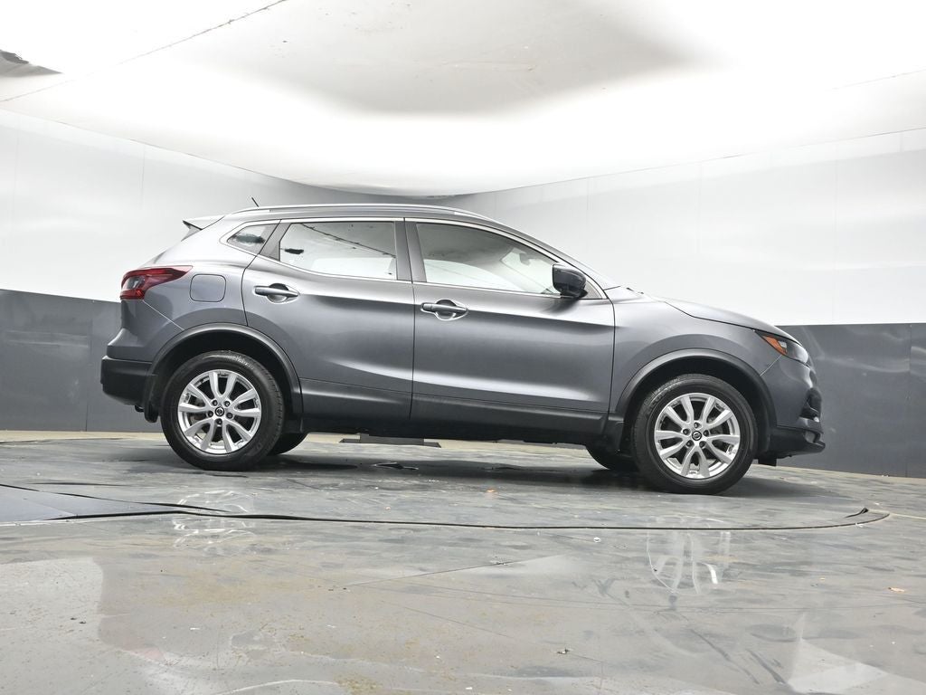 2022 Nissan Rogue Sport SV