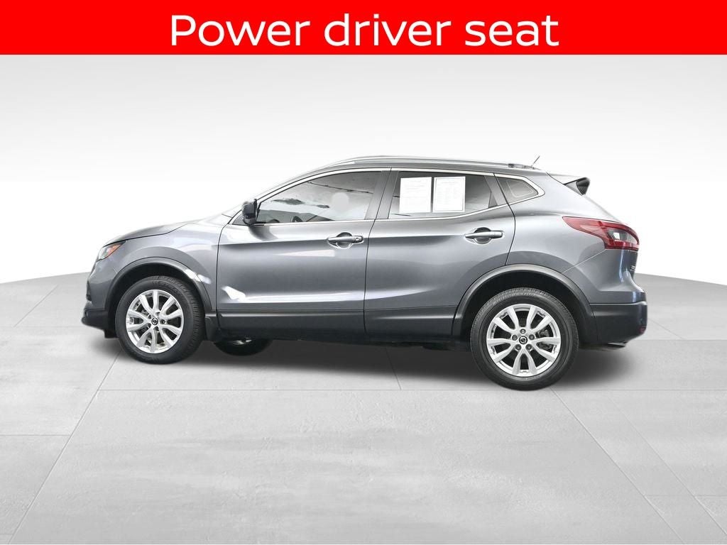 2022 Nissan Rogue Sport SV
