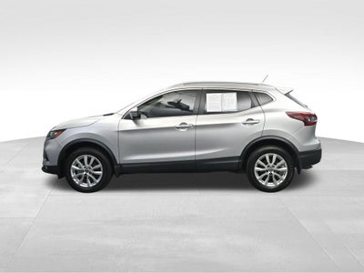 2022 Nissan Rogue Sport SV