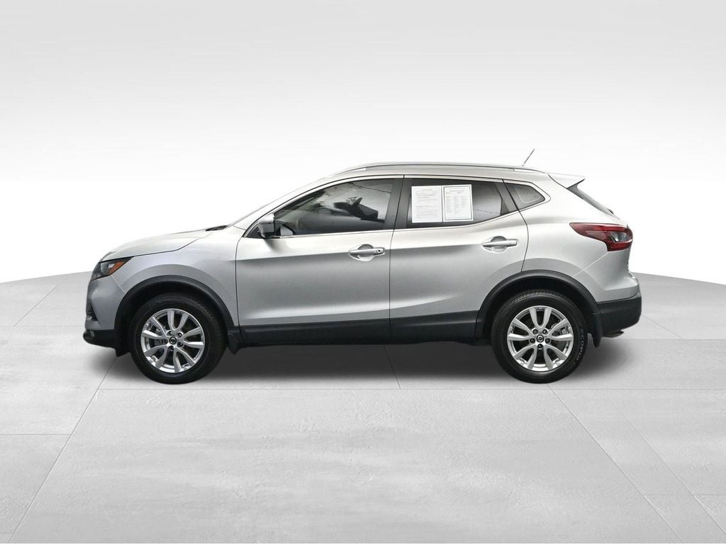 2022 Nissan Rogue Sport SV