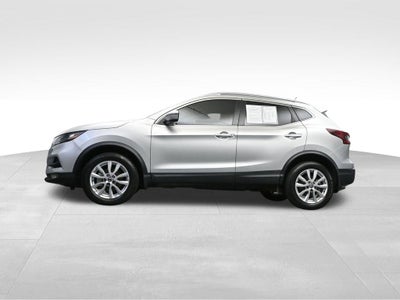2022 Nissan Rogue Sport SV