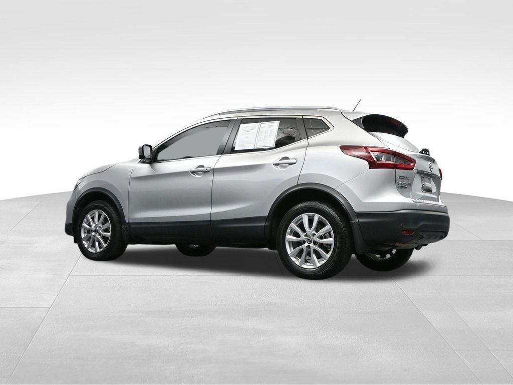 2022 Nissan Rogue Sport SV