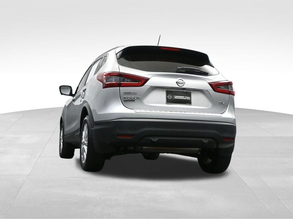 2022 Nissan Rogue Sport SV