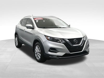 2022 Nissan Rogue Sport SV