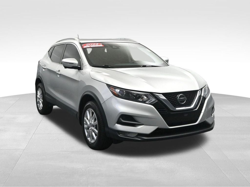 2022 Nissan Rogue Sport SV