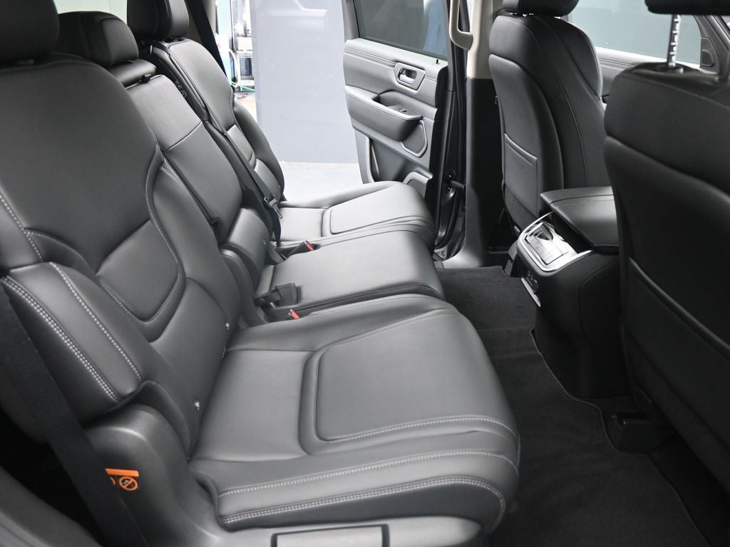 2026 Nissan Armada SV