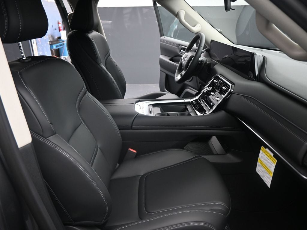 2026 Nissan Armada SV