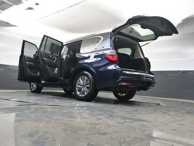 2024 INFINITI QX80 LUXE