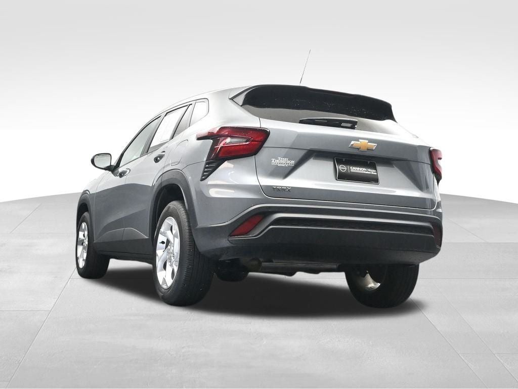 2025 Chevrolet Trax LS