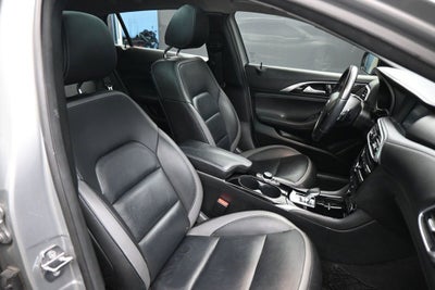 2019 INFINITI QX30 LUXE